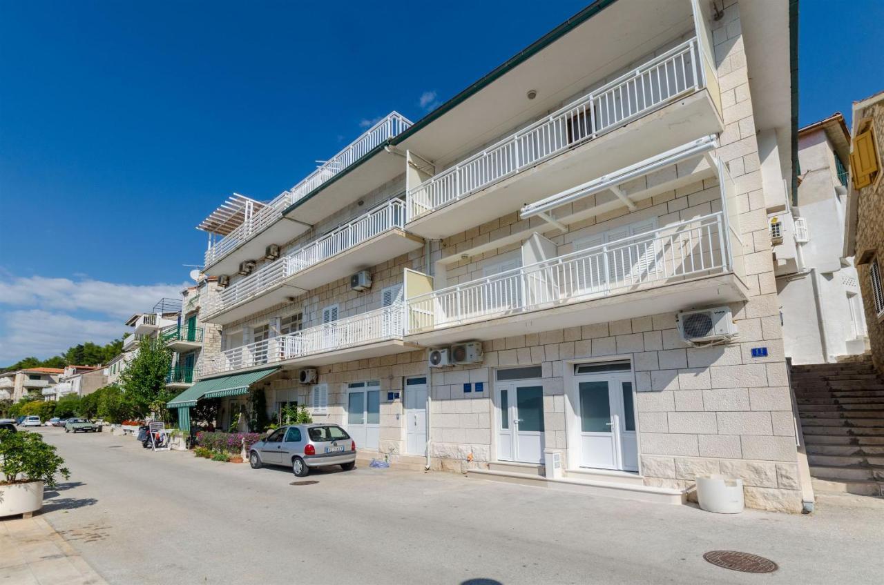 Apartment Mery Povlja  Εξωτερικό φωτογραφία
